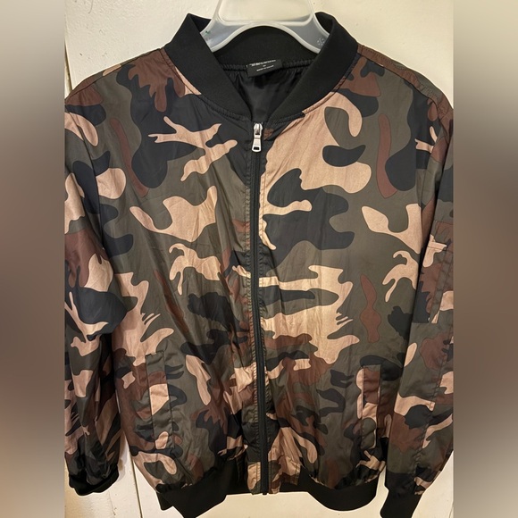 Original Deluxe Men’s Camo Zip Up Jacket - Picture 1 of 5